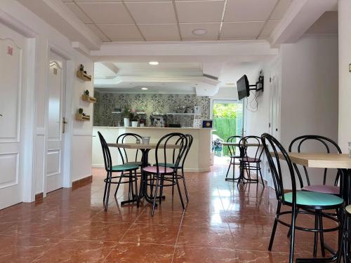 Hostal Xaraiba - image 8