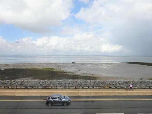 Shipping Lanes Hotel - image 14