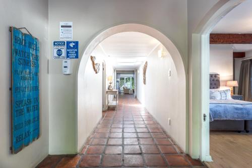 设施服务, 鲸摇滚豪华别墅 (Whale Rock Luxury Lodge) in 赫曼努斯