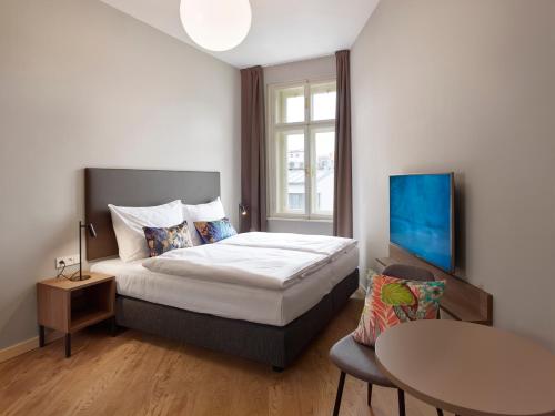 Franz BY ZEITRAUM, Praha (fotografie 6)