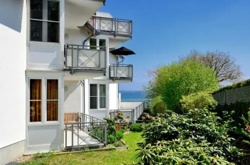 Ferienwohnung Hafenliebe, Villa Vilmblick mit Meerblick in Lauterbach, Deutschland