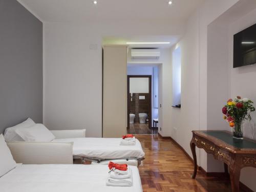 Lh Royal Suites Terrace - image 4