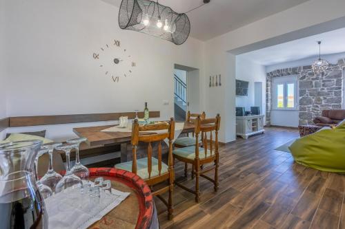 Raj - Inn, Jadranovo (fotografie 8)