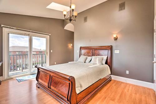 Coastal Abode with Beach Views, Walk to Beach and Bars