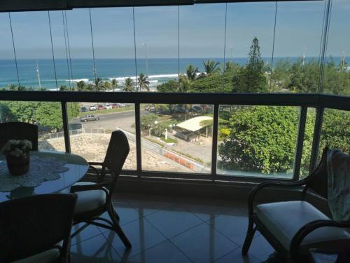 Apartamento frente mar, Posto 5 - Barra da Tijuca