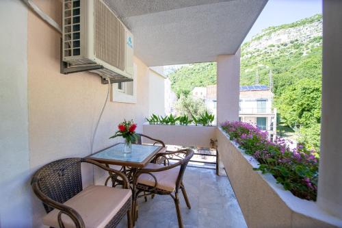 Saki Apartments - image 6