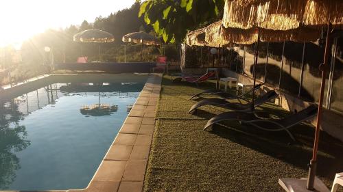 Peldbaseins, Chalets de CEMMA in Evisa