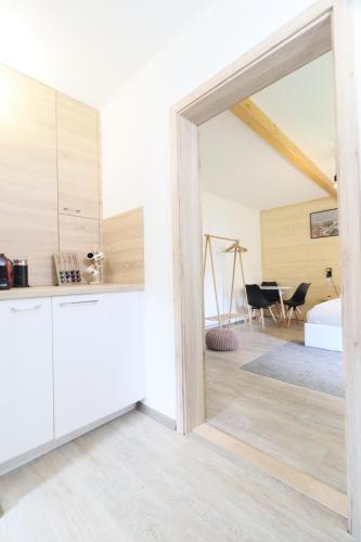 King Suite image 7