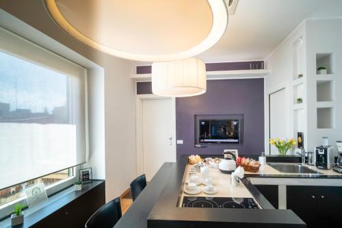 Shared lounge/TV area, At Home Townhouse - Filiberto near Arcibasilica di San Giovanni in Laterano