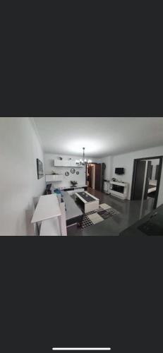 Exterior view of Tadeo