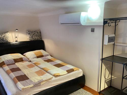 Halkoz Apartment - image 4