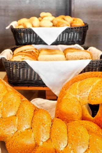 Urban Valley Resort & Spa - image 3