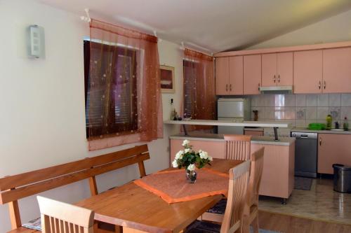 Two-Bedroom Apartment image 6