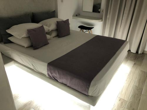 Selena Villa - image 12