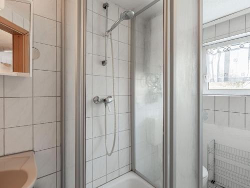 Comfy Apartment in Niepars with Garden - image 3