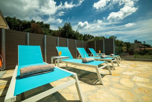 Villa with Sea View and Private Pool image 7