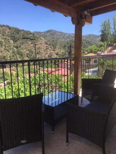 Viesnīcas āriene, Love Holiday Suite 2 in Treis Elies