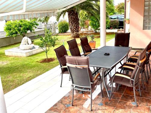 D&A Apartment with swimming pool - main image