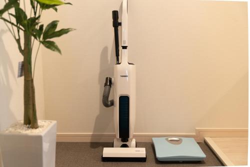 One-Bedroom Apartment image 4