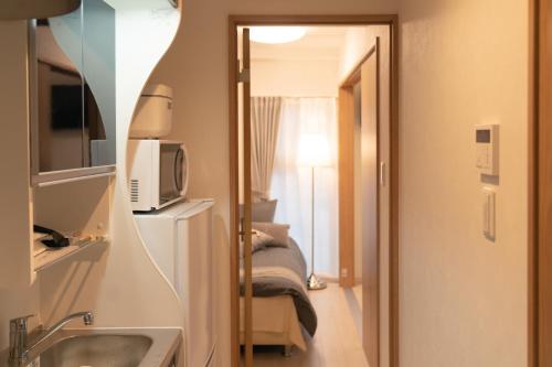 One-Bedroom Apartment image 1