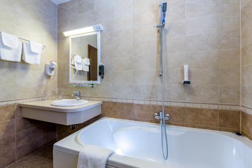 Triple Room with Balcony