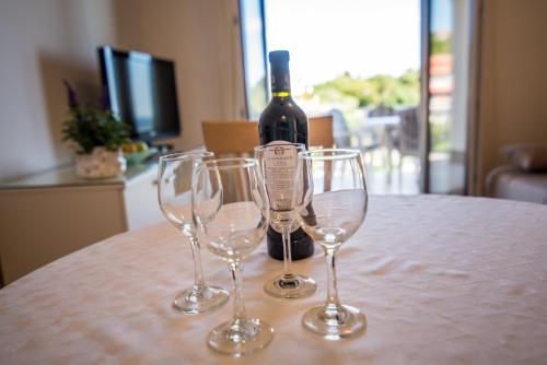 Apartments Ana S - image 11