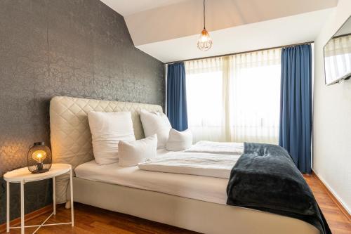 1 futon bed