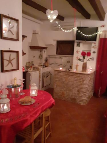  FUGA ROMANTICA con CAMINO , VISTA MARE in San Felice Circeo