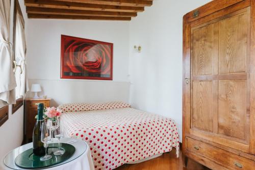 La Casa Di Scarlett, Florencie