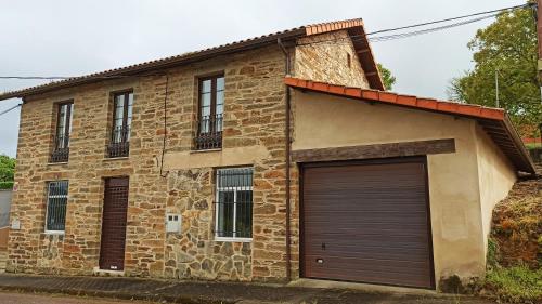  Casa Santiago in Currelos