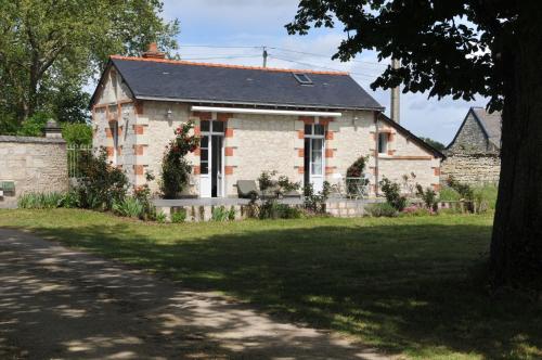 PETITE MAISON des ROSES - GITE 2 Personnes - Location saisonnière - Brain-sur-Allonnes