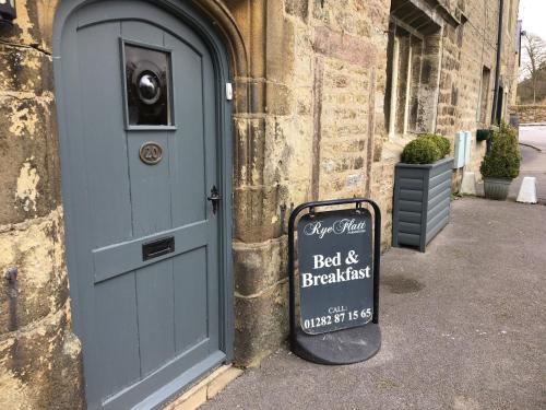 Rye Flatt Bed and Breakfast - Accommodation - Colne