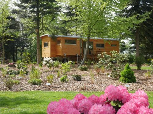 Tiny House, Kleinod im Grünen