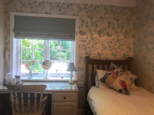 West Lodge Hotel - image 5