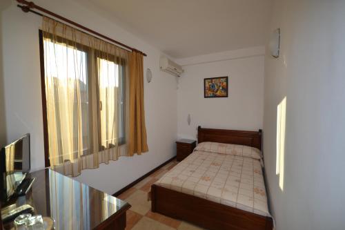 Hotel More - image 11