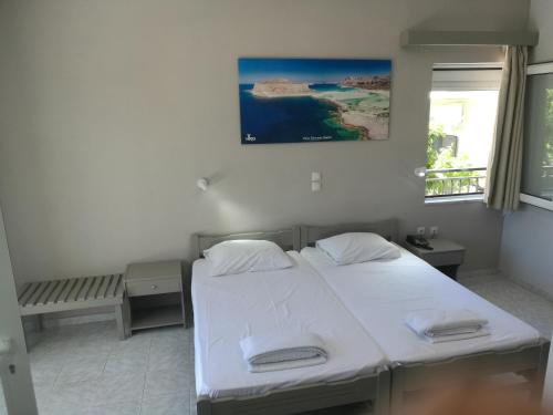 Niriis Hotel - image 4