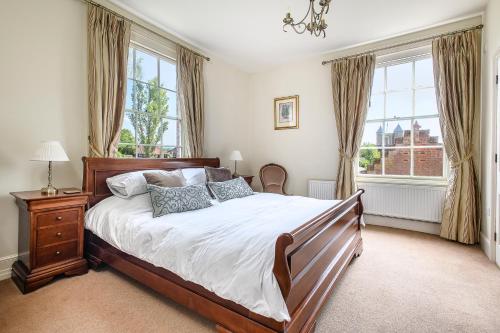 Sissinghurst Castle Farmhouse - image 12