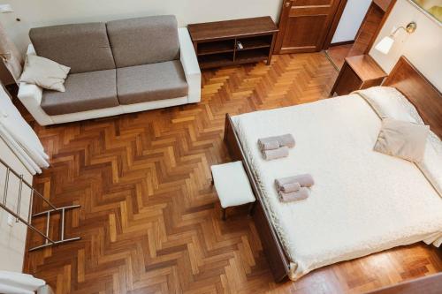Ronda St. Angelo Suites - image 7
