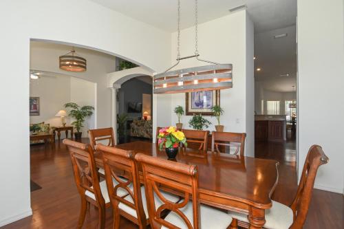 設施, Foxrun Terrace Luxury 5BR Pool Villa in 因弗內斯