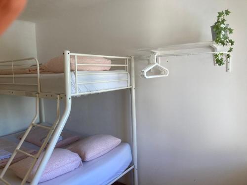 SISHAUS - Private Room Rental 5