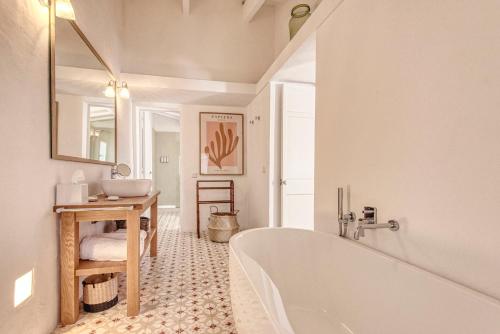 Can Alberti 1740 Boutique Hotel