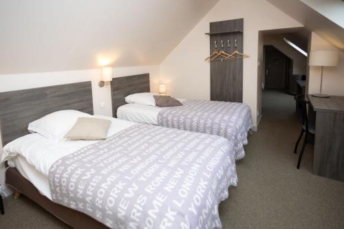 Logis-Hôtel & Restaurant LE CARNOT Hotel de charme Saint-Eustache-la-Forêt
