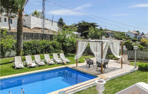 Beautiful home in Nerja w/ Outdoor swimming pool Outdoor swimming pool and 4 Bedrooms - image 14