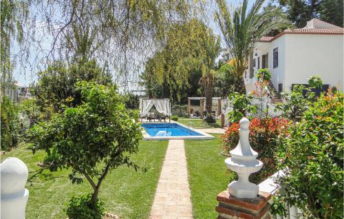 Beautiful home in Nerja w/ Outdoor swimming pool Outdoor swimming pool and 4 Bedrooms - image 5