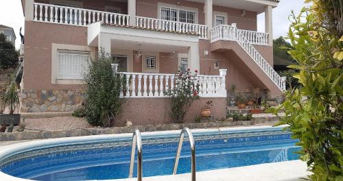  Villa Estrella, Unterkunft in Almoradí
