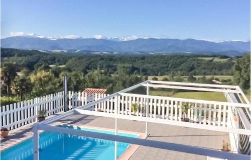 Stunning Home In Arnaud-guilhem With Outdoor Swimming Pool