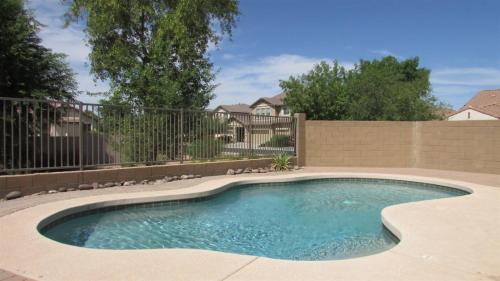 Swimming pool, 2112 W Desert Lane, Phoenix in South Mountain Village