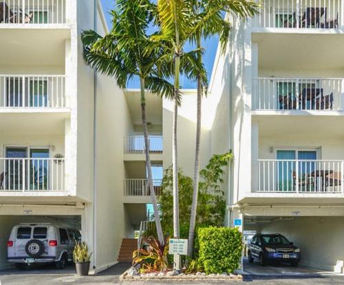 Coastal Feel 1bed/1bath - image 2