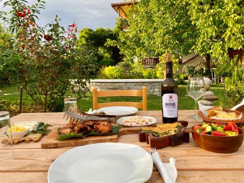 外観, Alpeta Agrotourism & Winery - Roshnik , Berat in トレヴェラゼル