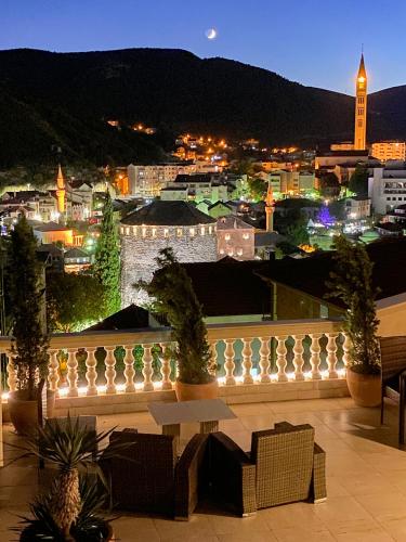 Widok z zewnątrz, Shangri La Mansion in Mostar